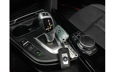 BMW 320 d ED Edition - автомобили, коли, обяви за нови и употребявани 8