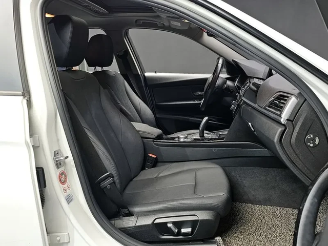 BMW 320 d - автомобили, коли, обяви за нови и употребявани 9