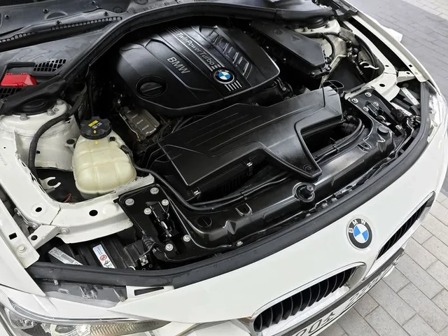 BMW 320 d ED Edition - автомобили, коли, обяви за нови и употребявани 5