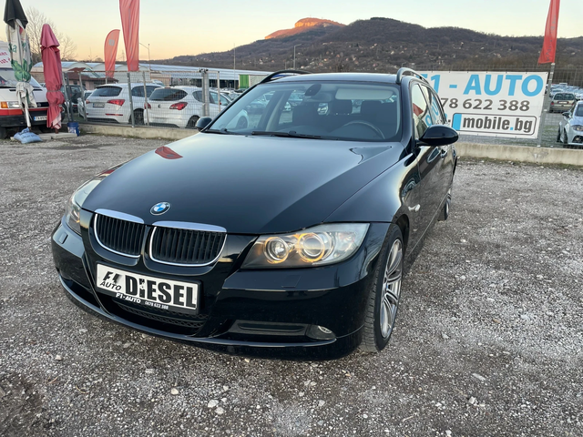 BMW 320 2.0TDI-NAVI-PANORAMA-ITALIA - автомобили, коли, обяви за нови и употребявани 0