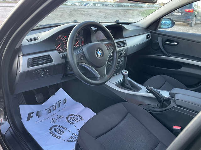 BMW 320 2.0TDI-NAVI-PANORAMA-ITALIA - автомобили, коли, обяви за нови и употребявани 11
