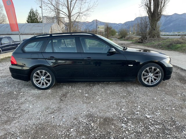BMW 320 2.0TDI-NAVI-PANORAMA-ITALIA - автомобили, коли, обяви за нови и употребявани 3