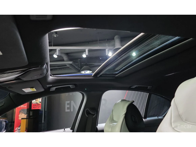 BMW 320 M-Pack* LASER* HARMAN KARDON* HEAD-UP* 360 CAM* - автомобили, коли, обяви за нови и употребявани 14