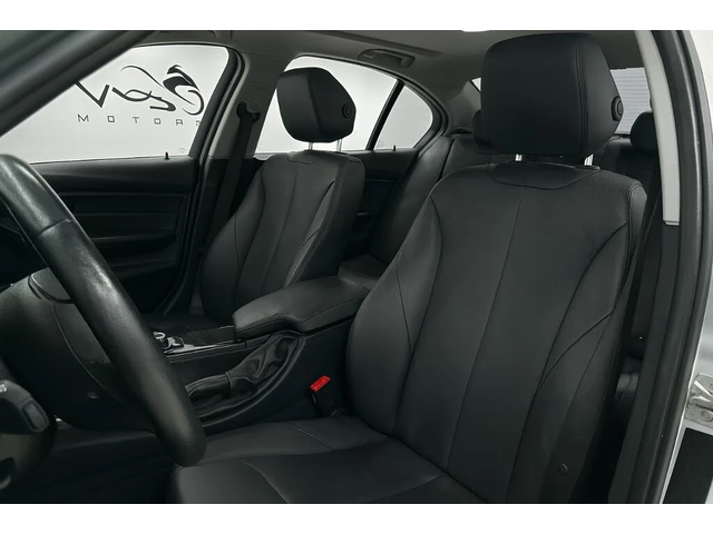 BMW 320 АвтоКредит* (ЦЕНА ДО БГ) 320i xDrive - автомобили, коли, обяви за нови и употребявани 10