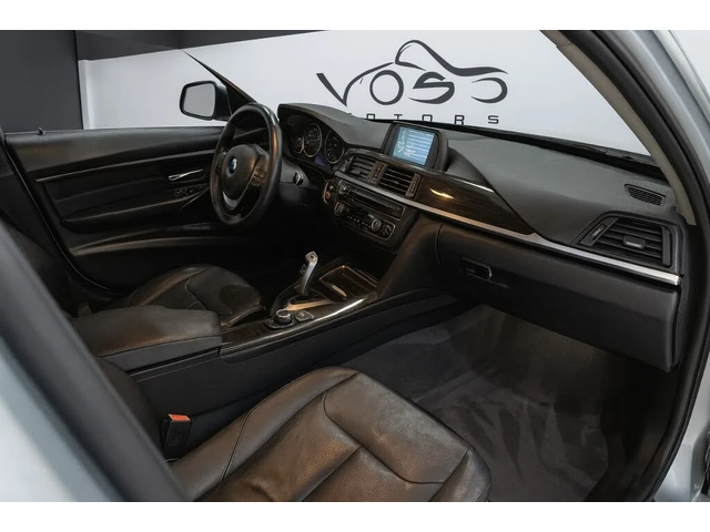 BMW 320 АвтоКредит* (ЦЕНА ДО БГ) 320i xDrive - автомобили, коли, обяви за нови и употребявани 12