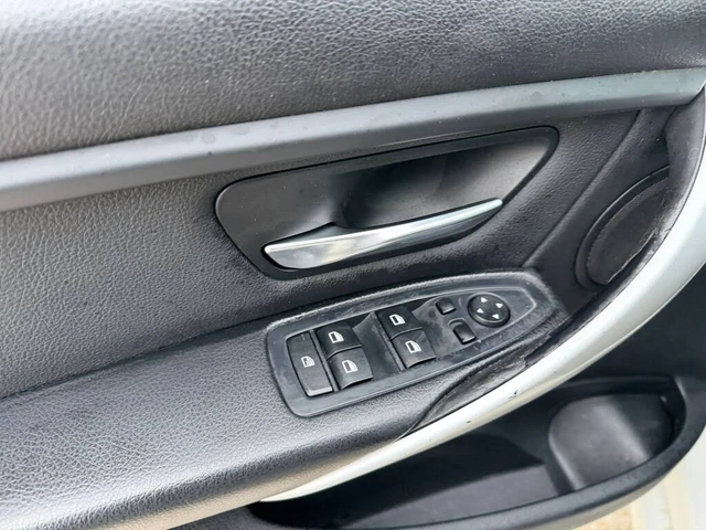 BMW 320 i* AвтоКредит * (ЦЕНА ДО БГ) - автомобили, коли, обяви за нови и употребявани 11