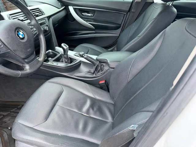 BMW 320 i* AвтоКредит * (ЦЕНА ДО БГ) - автомобили, коли, обяви за нови и употребявани 9