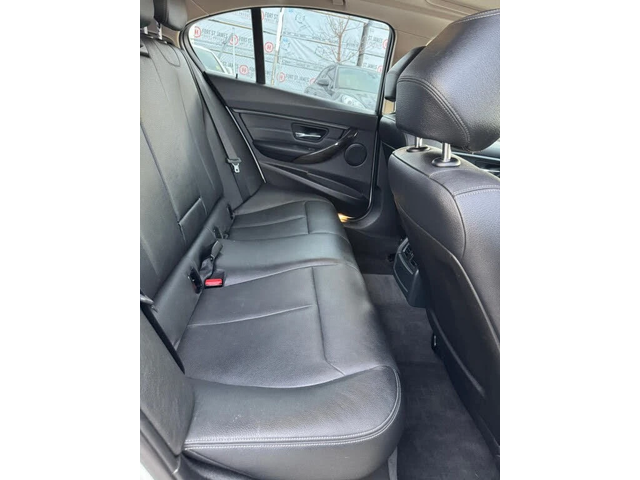 BMW 320 xDrive* Sedan* АвтоКредит* (ЦЕНА ДО БГ)* - автомобили, коли, обяви за нови и употребявани 8