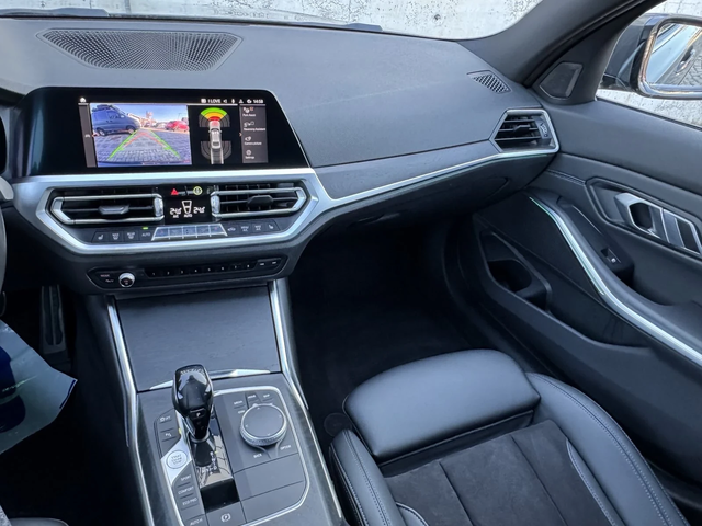 BMW 320 X-DRIVE M-Sport Individual - автомобили, коли, обяви за нови и употребявани 15