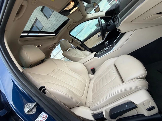 BMW 320 2.0D* КОЖА* АВТОМАТИК* LASSER* M* - автомобили, коли, обяви за нови и употребявани 10