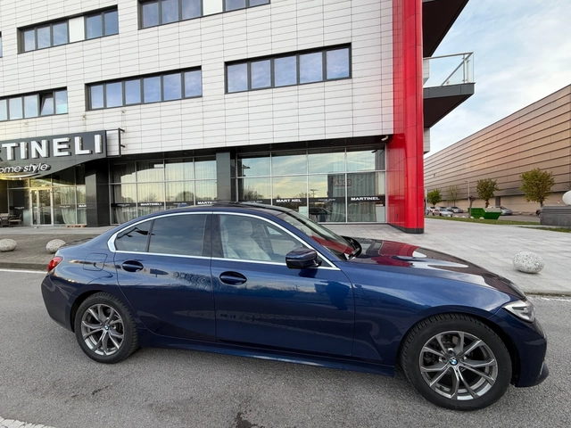 BMW 320 2.0D* КОЖА* АВТОМАТИК* LASSER* M* - автомобили, коли, обяви за нови и употребявани 3