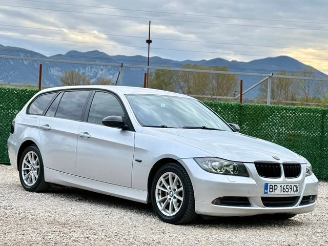 BMW 320 D AVTOMAT* NAVI* XENON - автомобили, коли, обяви за нови и употребявани 0