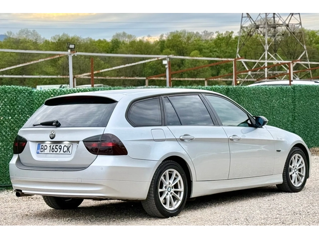 BMW 320 D AVTOMAT* NAVI* XENON - автомобили, коли, обяви за нови и употребявани 6