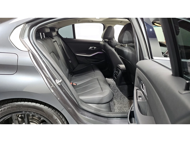BMW 320 2021* LASER* HEAD-UP* КРАЙНА ЦЕНА - автомобили, коли, обяви за нови и употребявани 15