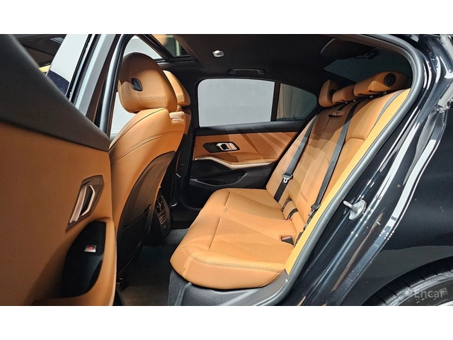 BMW 320 i M SPORT* ХЕДЪП* DISTRONIC* ШИБИДАХ* ПОДГРЕВ* - автомобили, коли, обяви за нови и употребявани 14