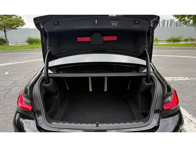 BMW 320 i M SPORT* DISTRONIC* ПОДГРЕВ* ШИБИДАХ* ХЕДЪП* - автомобили, коли, обяви за нови и употребявани 16