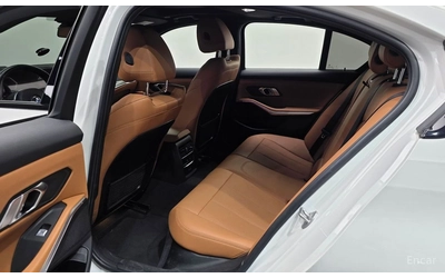 BMW 320 i M SPORT* DISTRONIC* ХЕДЪП* ПОДГРЕВ* ОБДУХВАНЕ* - автомобили, коли, обяви за нови и употребявани 15