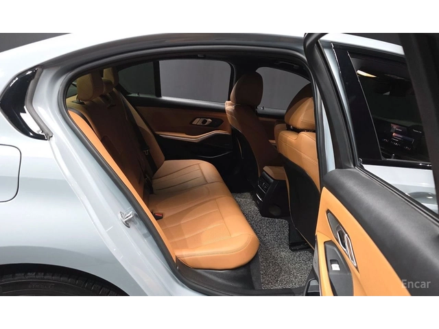 BMW 320 M* SPORT* LASER* ДИСТРОНИК* ХЕДЪП* HARMON* KARDON* - автомобили, коли, обяви за нови и употребявани 14