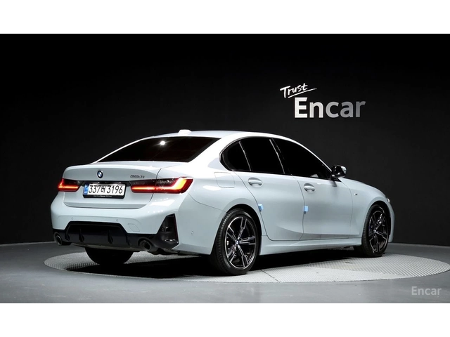 BMW 320 M* SPORT* LASER* ДИСТРОНИК* ХЕДЪП* HARMON* KARDON* - автомобили, коли, обяви за нови и употребявани 1