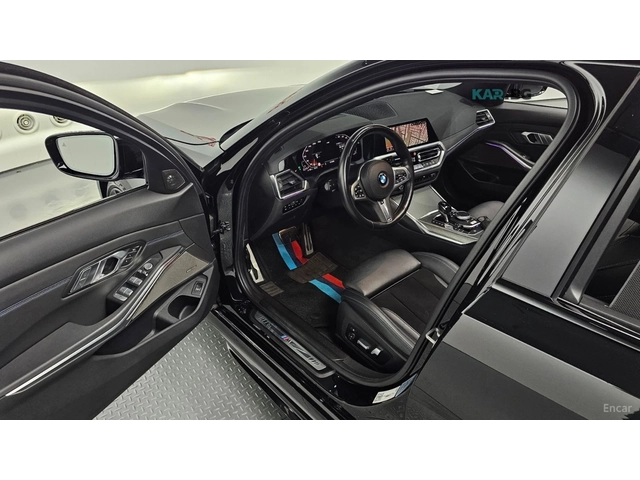 BMW 320 Touring M Sport* КОЖА* НАВИ* ПАНО* 360* HUD - автомобили, коли, обяви за нови и употребявани 8