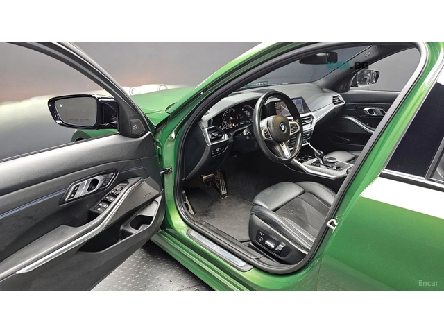 BMW 320 M Sport* HUD* КОЖА* НАВИ* ПАНО - автомобили, коли, обяви за нови и употребявани 7