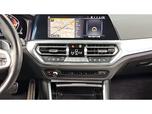 BMW 320 d xDrive M Sport - автомобили, коли, обяви за нови и употребявани 13