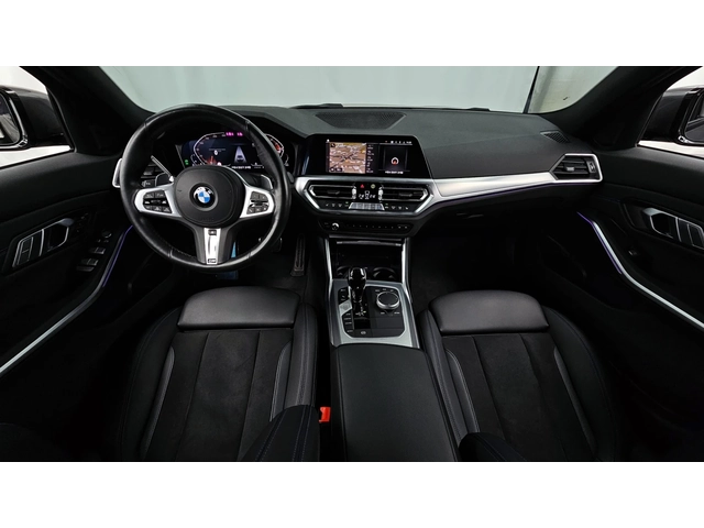 BMW 320 d xDrive M Sport - автомобили, коли, обяви за нови и употребявани 6