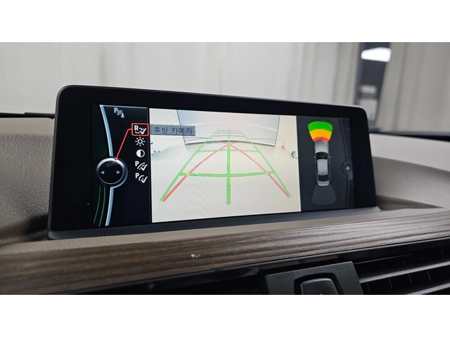 BMW 320 i Modern - автомобили, коли, обяви за нови и употребявани 12