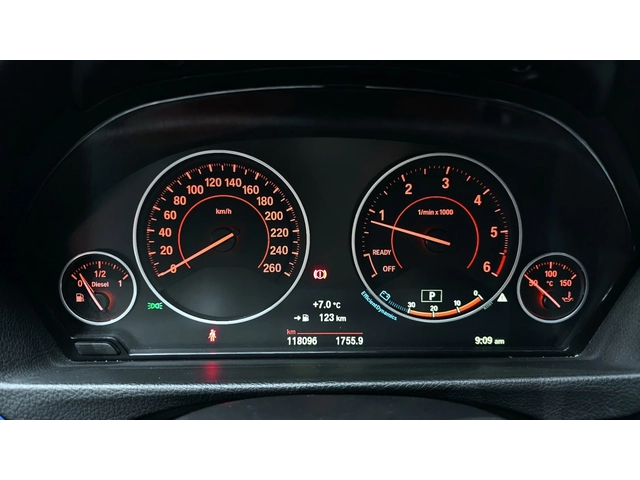 BMW 320 320d M Performance | HUD | Памет | Keyless - автомобили, коли, обяви за нови и употребявани 8