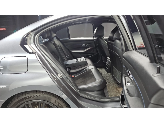 BMW 320 320i M Sport | HUD | Cruis Control| LED Фарове - автомобили, коли, обяви за нови и употребявани 12