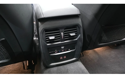 BMW 320 320i | HUD | Навигация | LED Фарове - автомобили, коли, обяви за нови и употребявани 12