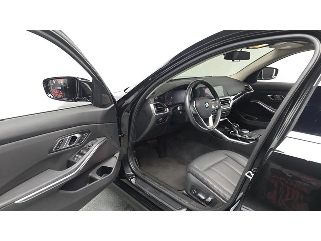 BMW 320 320i | HUD | Навигация | LED Фарове - автомобили, коли, обяви за нови и употребявани 13
