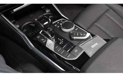 BMW 320 320i | HUD | Навигация | LED Фарове - автомобили, коли, обяви за нови и употребявани 7