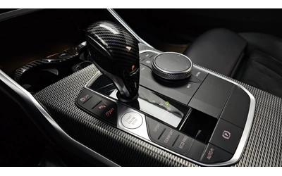 BMW 320 320d M Sport | HUD | MEMORY | Панорама - автомобили, коли, обяви за нови и употребявани 10
