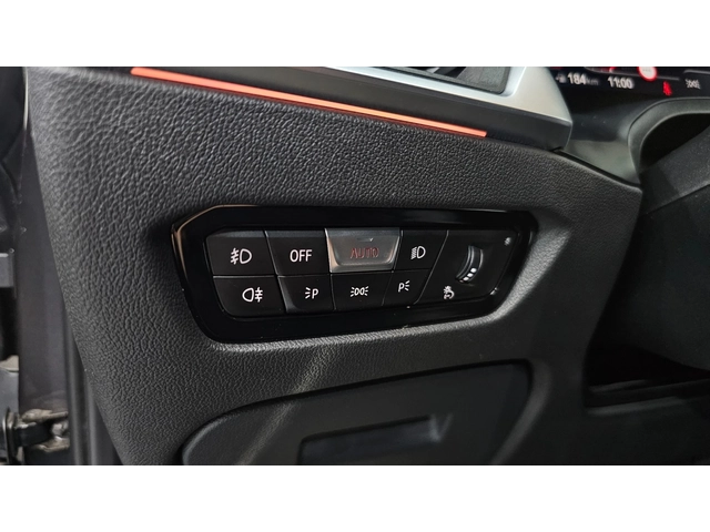 BMW 320 320i M Sport | HUD | Cruis Control| LED Фарове - автомобили, коли, обяви за нови и употребявани 11