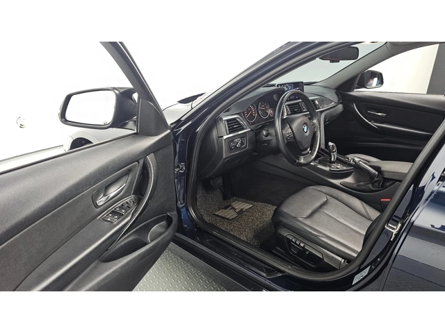 BMW 320 320d | HUD | LED Фарове | Навигация | Шибедах - автомобили, коли, обяви за нови и употребявани 9