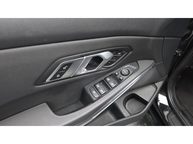 BMW 320 320i | HUD | Навигация | LED Фарове - автомобили, коли, обяви за нови и употребявани 14