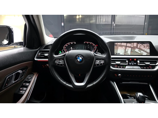 BMW 320 - автомобили, коли, обяви за нови и употребявани 10