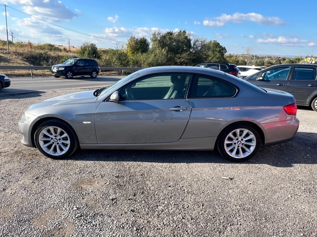 BMW 320 2.0 - автомобили, коли, обяви за нови и употребявани 4