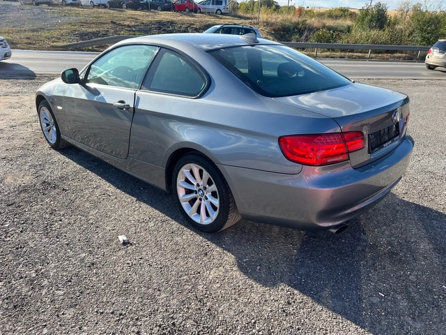 BMW 320 2.0 - автомобили, коли, обяви за нови и употребявани 5