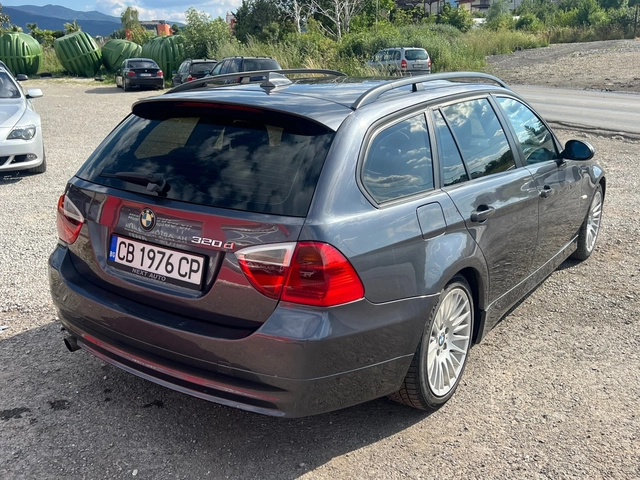 BMW 320 - автомобили, коли, обяви за нови и употребявани 4