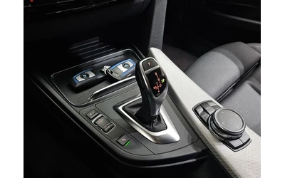 BMW 320 i - автомобили, коли, обяви за нови и употребявани 8