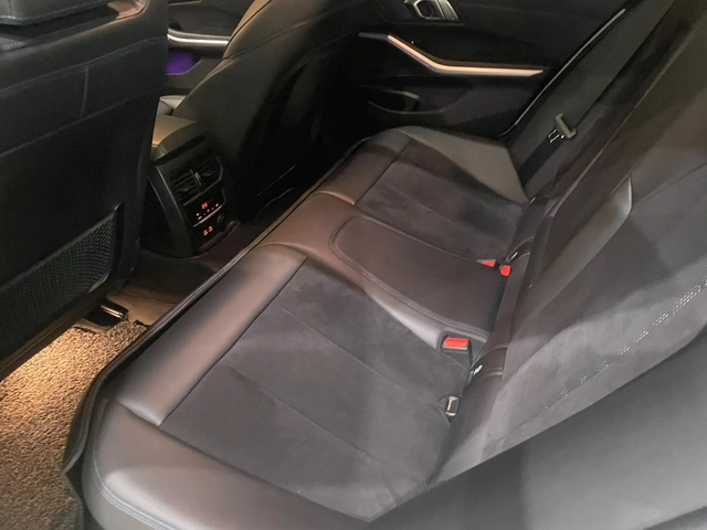 BMW 320 d RWD B47 LCI (FaceLift) ! M Pack ! - автомобили, коли, обяви за нови и употребявани 11