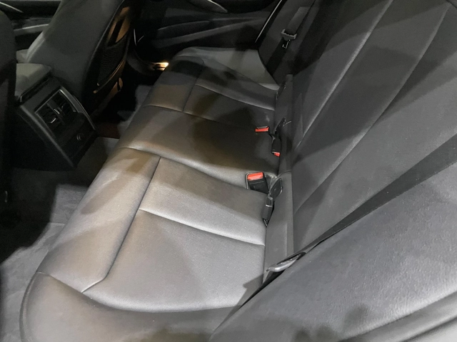 BMW 320 d RWD B47 LCI (FaceLift) ! M Pack ! - автомобили, коли, обяви за нови и употребявани 11