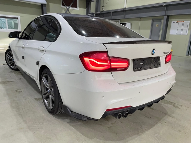 BMW 320 d RWD B47 LCI (FaceLift) ! M Pack ! - автомобили, коли, обяви за нови и употребявани 5