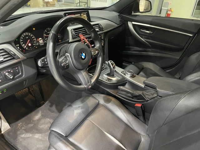 BMW 320 d RWD B47 LCI (FaceLift) ! M Pack ! - автомобили, коли, обяви за нови и употребявани 7