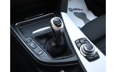 BMW 320 d/Harman Kardon/Sport/PDC/Подгрев - автомобили, коли, обяви за нови и употребявани 10