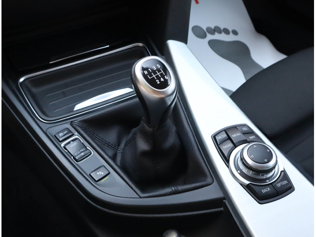 BMW 320 d/Harman Kardon/Sport/PDC/Подгрев - автомобили, коли, обяви за нови и употребявани 10