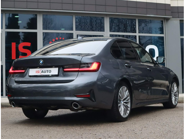 BMW 320 d/SportLine/Virtual/Подгрев/Амбиент/PDC/Active Guard/Lane Assist - автомобили, коли, обяви за нови и употребявани 3
