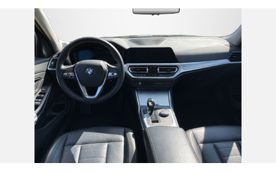 BMW 320d xDrive - автомобили, коли, обяви за нови и употребявани 6